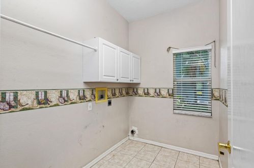 3202 Coconut Grove Rd, Land O Lakes FL  34639-6735 exterior