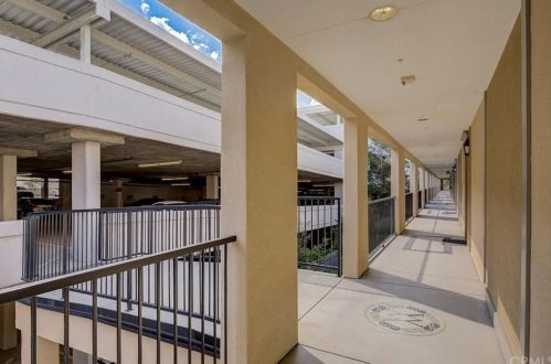 2403 Watermarke Pl, Irvine CA  92612-7690 exterior