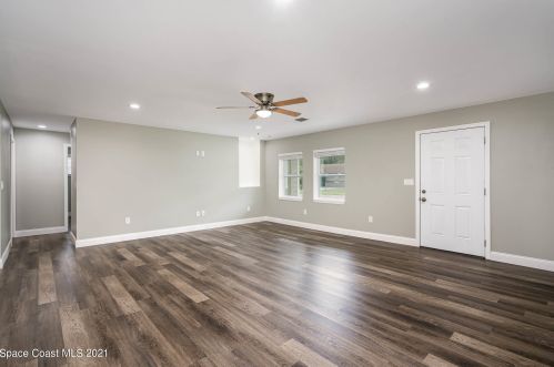 1890 White Sands Dr, Titusville FL  32780-4652 exterior