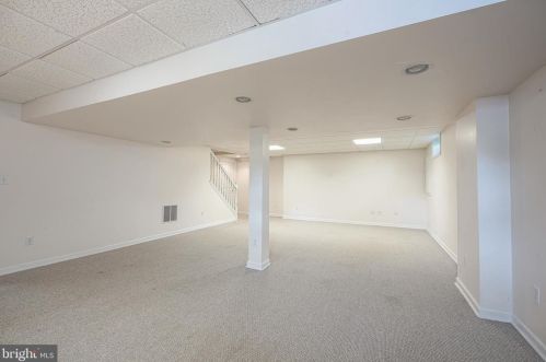 9 Flemish Way, Lumberton Township NJ  08048-4527 exterior