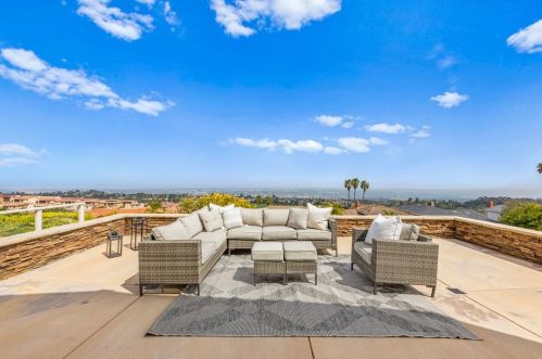 5531 Seaside Heights Dr, Palos Verdes Estates CA  90275-4932 exterior