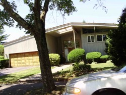 15 Esty Farm Rd, Newton, MA 02459-3605