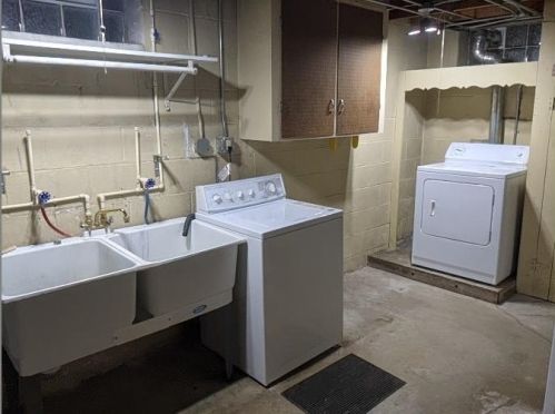 3068 32, Milwaukee WI 53215-4232 exterior