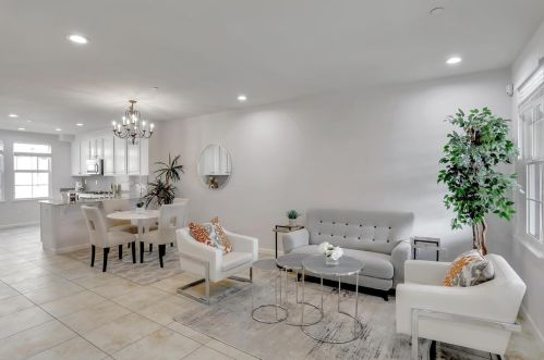 1633 Mabury Rd, San Jose, CA 95133-1051