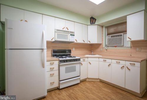 2203 Bucknell St, Philadelphia PA  19145-3212 exterior