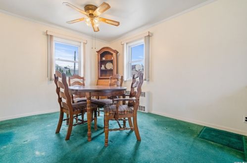 13 Berkshire Rd, Bethpage NY  11714-1025 exterior