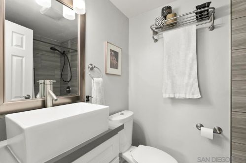 5132 Canosa Ave, San Diego CA  92117-4019 exterior
