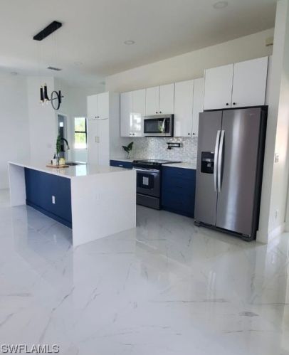 2923 21 St, Lehigh Acres FL exterior