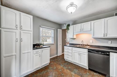 539 Possum Rd, Springfield OH  45502-9461 exterior