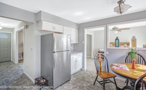 1068 Toms River Rd, Jackson Twp NJ  08527-5240 exterior