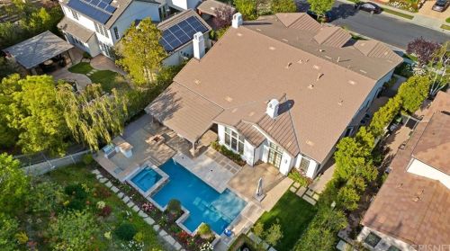 3825 Prado Del Trigo, Calabasas CA  91302-3638 exterior