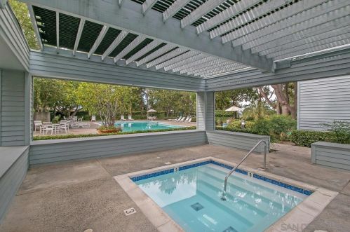 11034 Caminito Vista Pacifica, San Diego CA 92131-3301 exterior