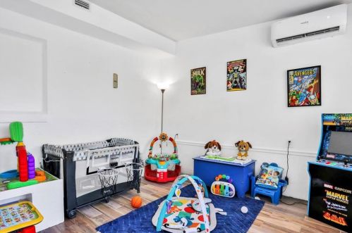 31117 Pocono St, Mount Plymouth FL  32776-8727 exterior