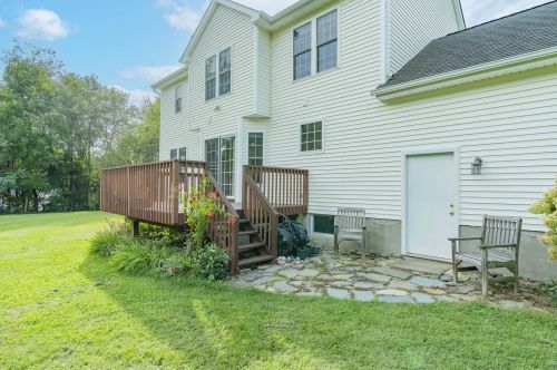 88 Wennington Dr, Poughkeepsie NY  12603-3843 exterior