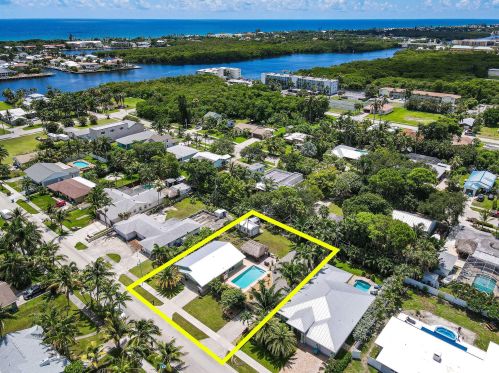 704 9th Ave, Boynton Beach, FL 33435-3212
