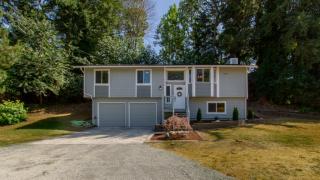 702 142nd St, Tacoma, WA 98444-3318