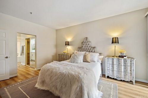 62 Magellan Aisle, Irvine CA exterior