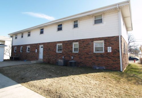 5471 13th St, Milwaukee, WI 53209-5156