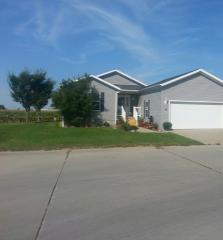 3302 Wolf Creek Rd, Bondurant, IA 50035-6802