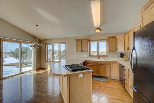 1452 142nd St, New Johannesburg WI  54017-6645 exterior