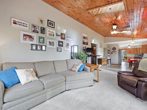 9106 Wescott Rd, Kewaskum WI  53040-9716 exterior
