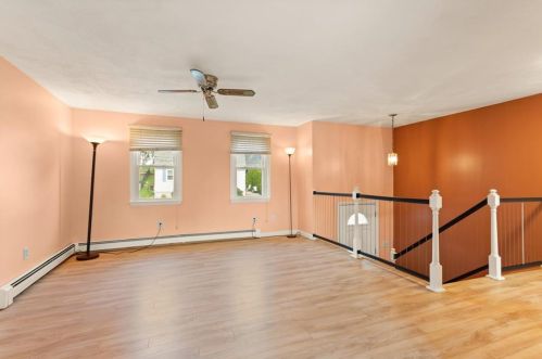 305 Minerva Ave, Cumberland RI  02864-7543 exterior