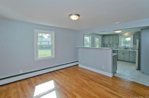 1177 Boston Tpke, Manchester CT  06043-7405 exterior