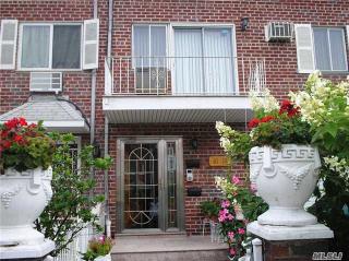 6115 170th St, Flushing NY  11365-1947 exterior