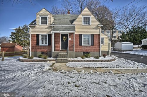 151 21st St, Camp Hill, PA 17011-3810