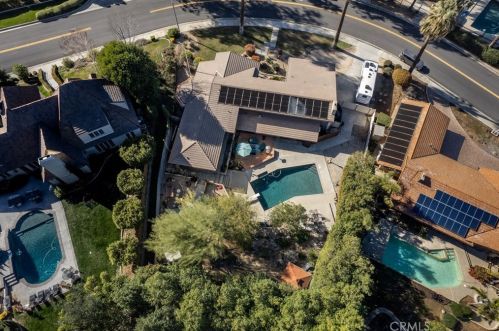 1672 Smiley Heights Dr, Redlands CA  92373-6533 exterior