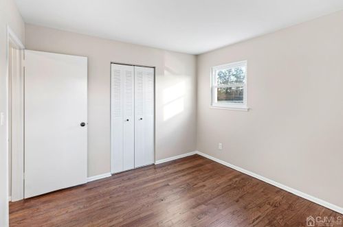 285 Cindy St, Old Bridge NJ  08857-1832 exterior