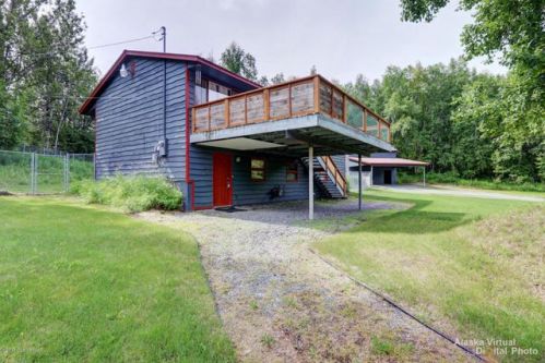 20320 Scenic Dr, Chugiak, AK 99567-5945