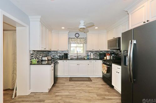 200 Rahway Ave, South Plainfield NJ  07080-3738 exterior