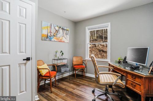 185 Baptist Ln, Linden VA  22642-5660 exterior