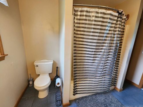 814 Exeter Rd, Exeter CT 06249-1706 exterior