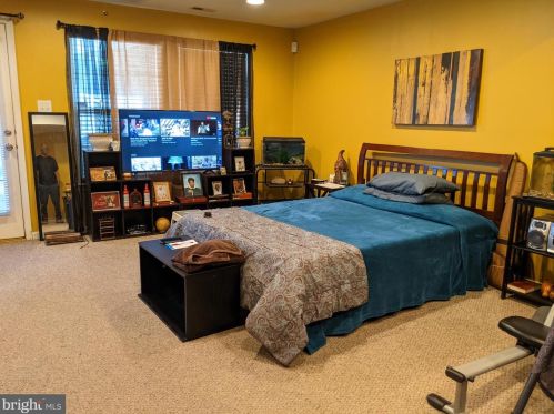 112 South Ave, Swedesboro NJ  08085-1686 exterior