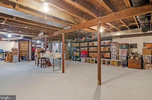 525 Park Blvd, Tavistock NJ  08033-2938 exterior