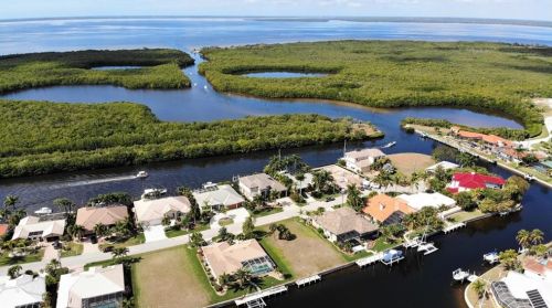 3243 Antigua Dr, Punta Gorda, FL 33950-6369