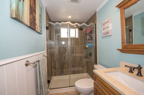 4156 Florence Rd, Bethpage NY  11714-6237 exterior