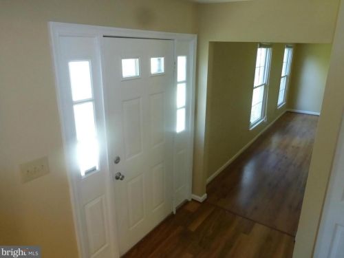 205 Burlington Dr, Fredericksburg VA  22407-6305 exterior
