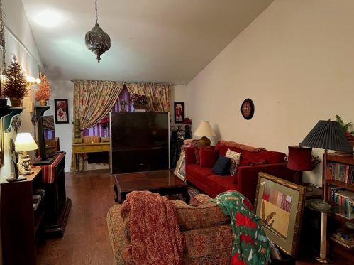 800 Loganwood Ave, Richardson TX 75080-3053 exterior