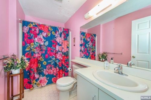 235 Robertson Way, Lincoln Park NJ  07035-1858 exterior