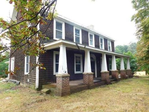 7797 National Pike, Addison, PA 15411-2100