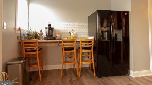 2927 Derry St, Harrisburg PA 17111-1644 exterior