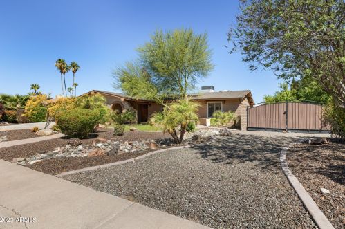5230 Winchcomb Dr, Scottsdale AZ  85254-2936 exterior