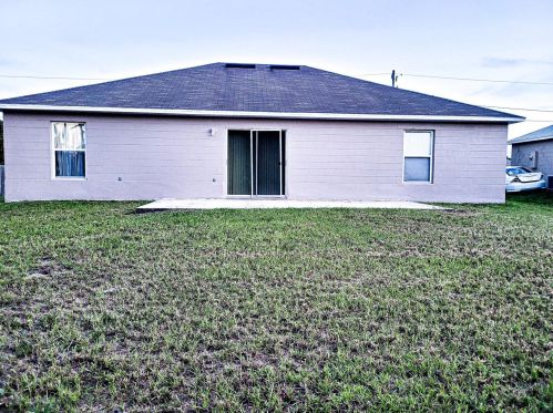 2926 Beckwith St, Deltona, FL 32738-1370