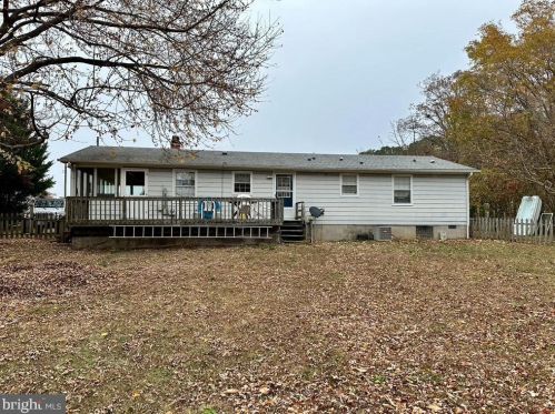 48 Essex Pl, Montross VA  22520-4028 exterior