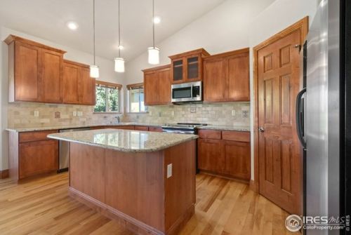 1045 Crabapple Dr, Loveland CO 80538-5666 exterior