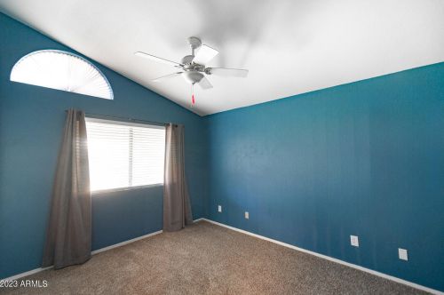 3036 Bluefield Ave, Phoenix AZ 85053-1125 exterior