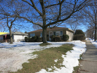 6104 Packard Ave, Cudahy, WI 53110-3030